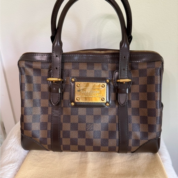 * SOLD SOMEWHERE ELSE* 
 LOUIS VUITTON Classic  BERKELEY DAMIER EBENE HANDBAG - Picture 9 of 9